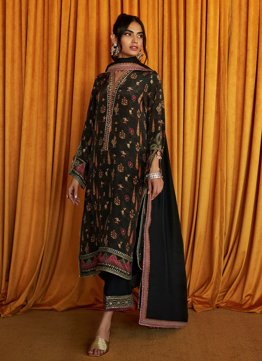 Gina Shirt And Dupatta