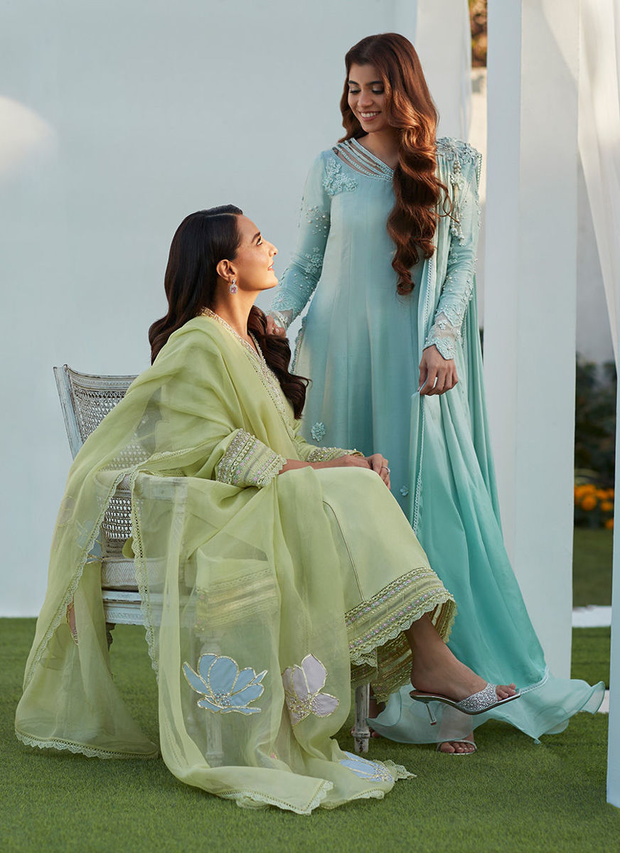 Uma Mint Embellished Shirt And Dupatta