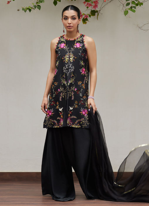Picture of Siya Black Embroidered Shirt And Dupatta