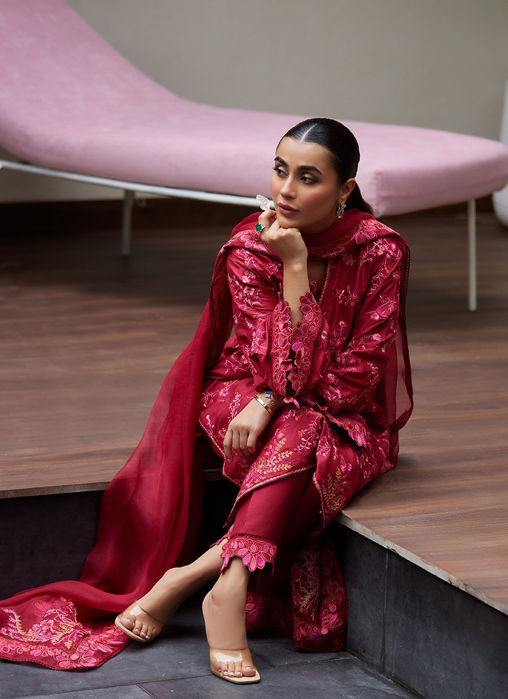 Dinara Scarlett Embroidered Shirt And Dupatta