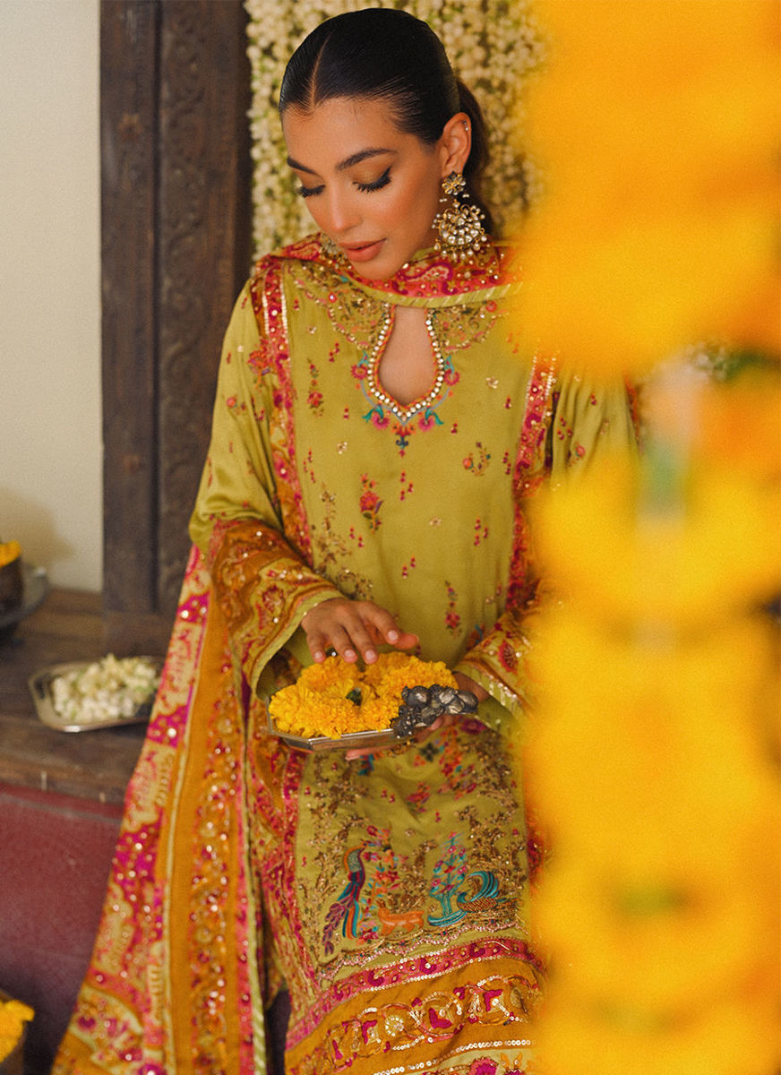 Nymeria Kiwi Green Kurta, Embellished Block Print Dupatta And Izaar