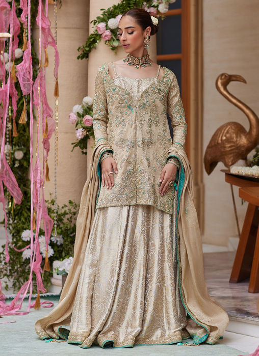 Vyara Gold Jacket And Lehenga