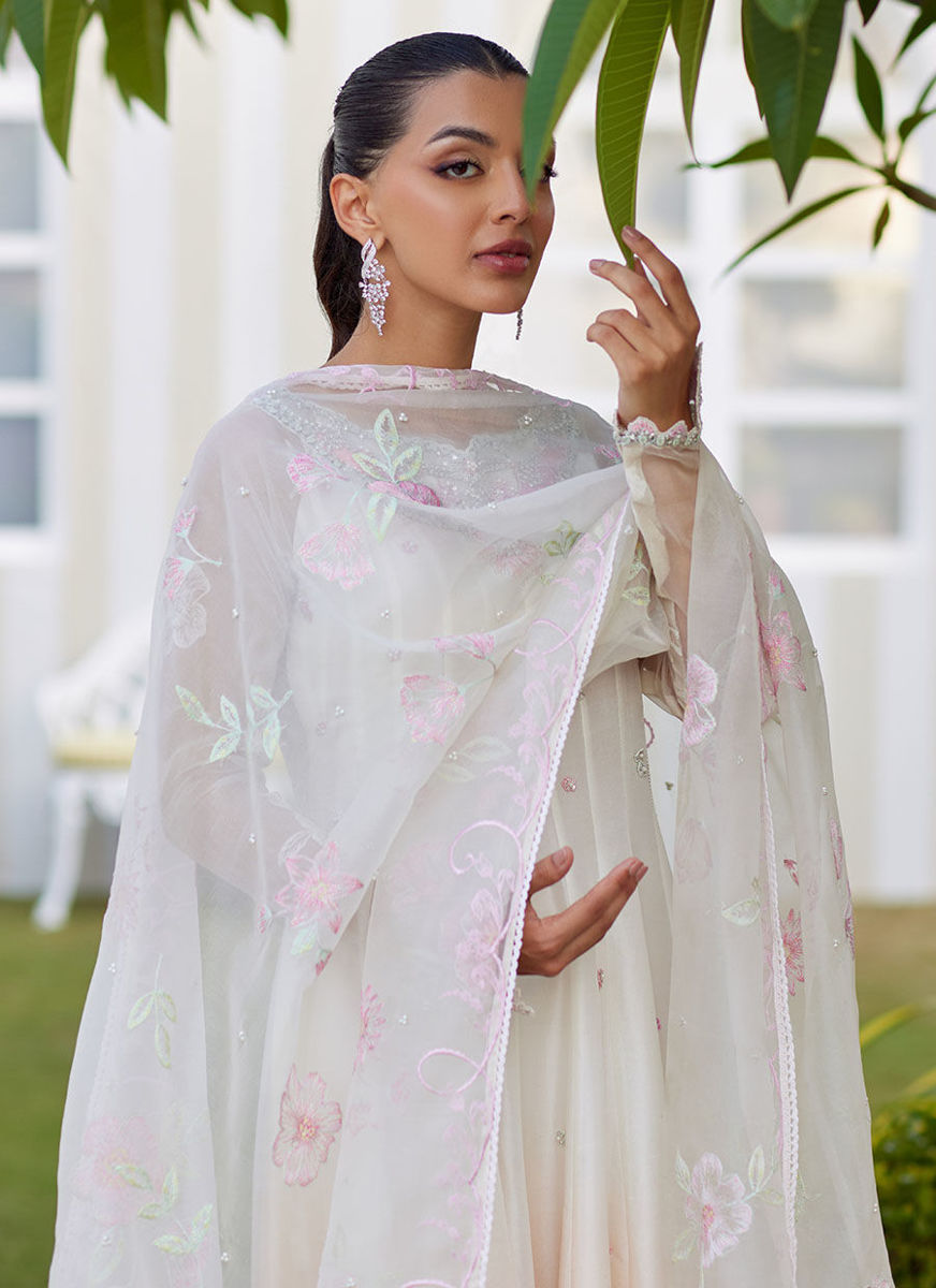 Amaris Ombre Kalidaar and Dupatta