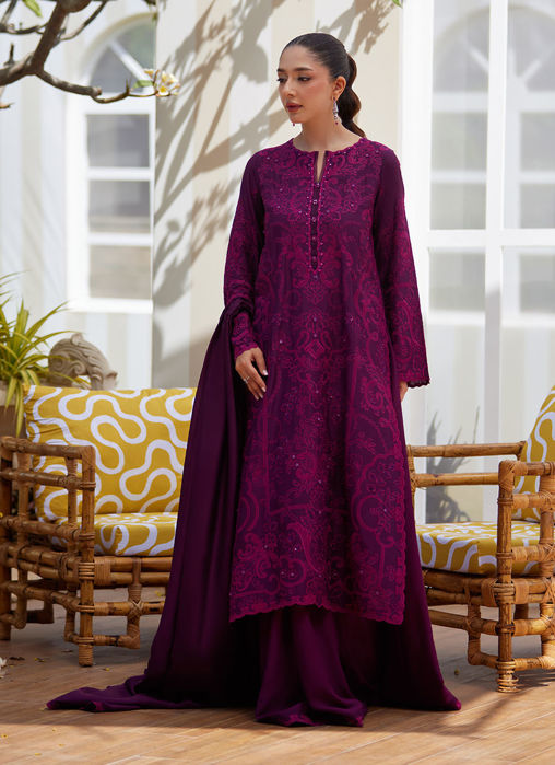 Sina Plum Lehnga