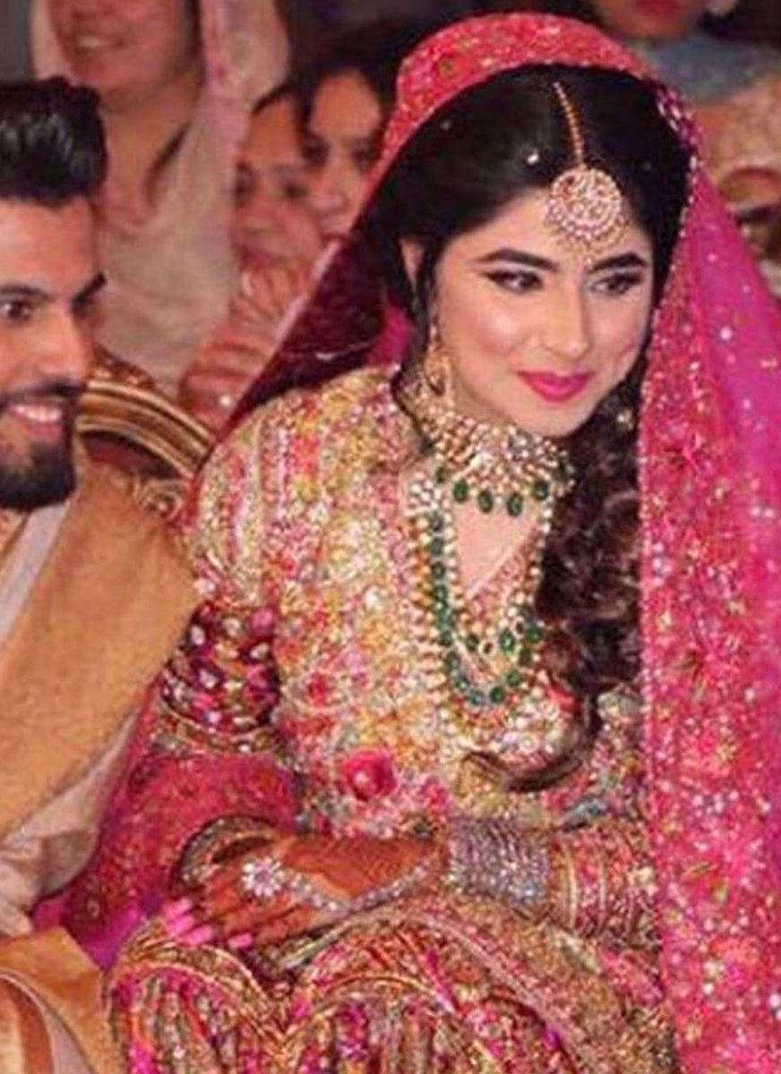 The Perfect Balance Between Timeless And Festive Mehndi Bridals!