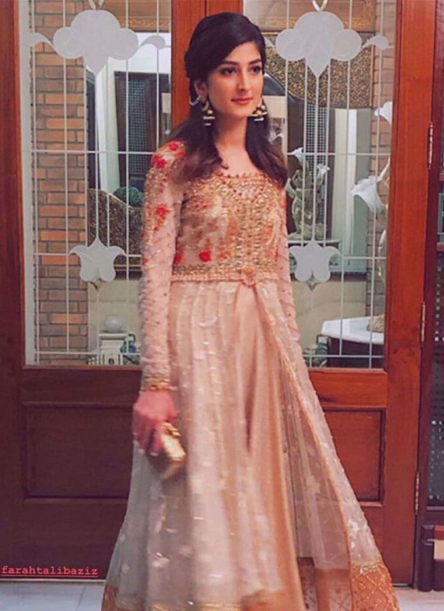 Alishay Adnan Gorgeous In A Signature Farah Talib Aziz Kalidaar