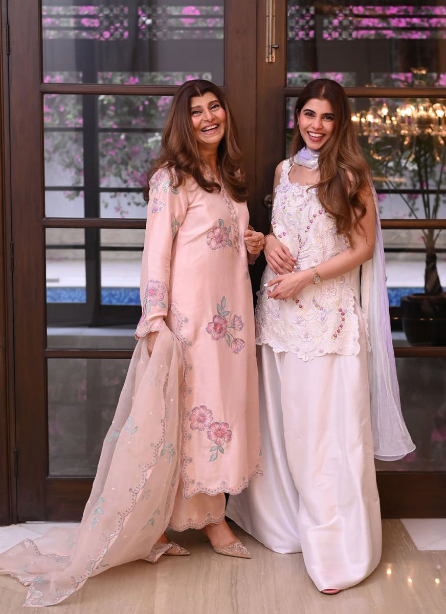 Minna Rubina Tariq & Rubina Tariq in FTA